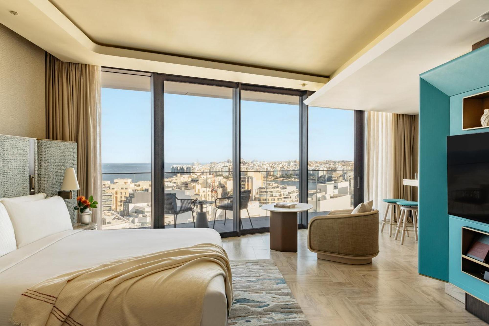 Hotel Me Malta By Melia 5*